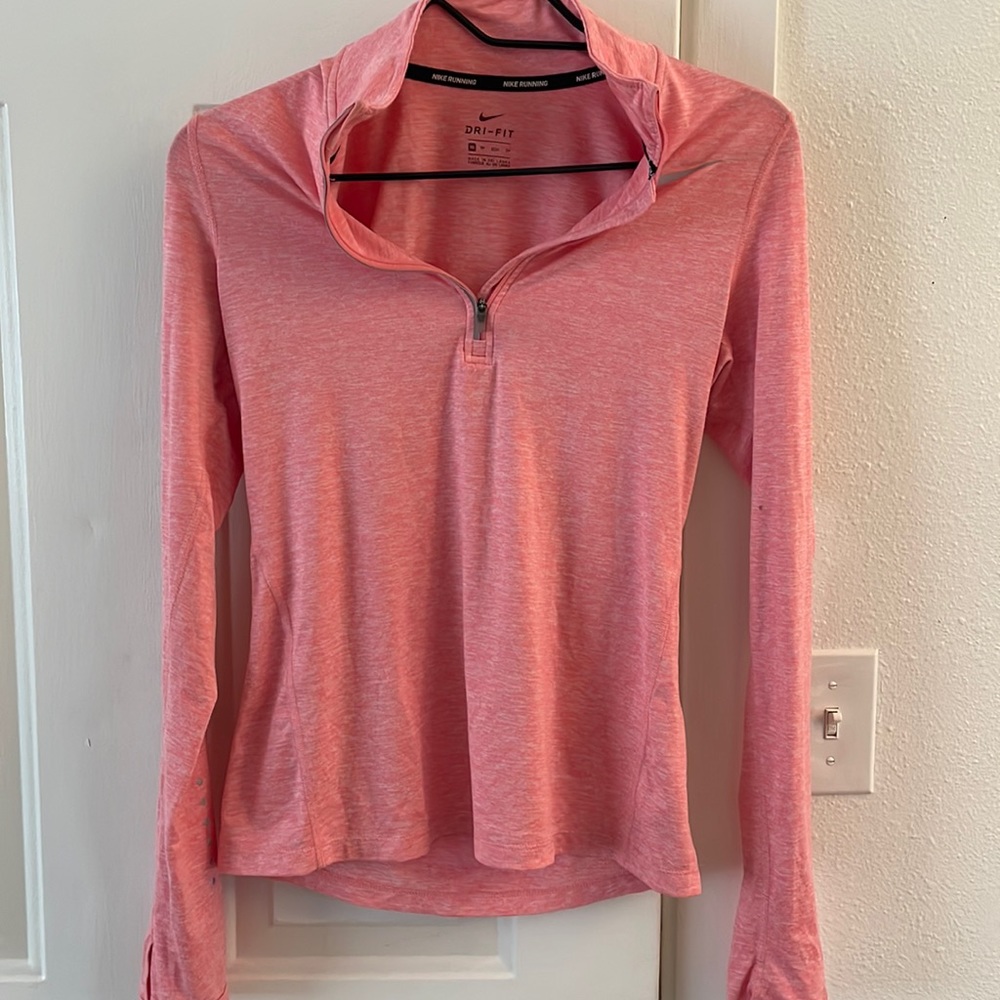 NIKE DRI FIT QUARTER ZIP